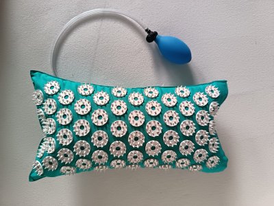  |  | E3 – Petit coussin d’acupression pour la nuque