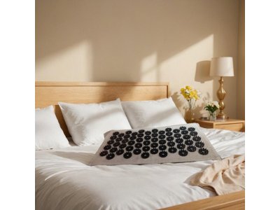  |  | A1  Kleine Akupressurmatte mit Turmalin Iplikator A1 – auf Leinenstoff