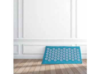 A2 –Small soft applicator in a cotton cover with a foam insert